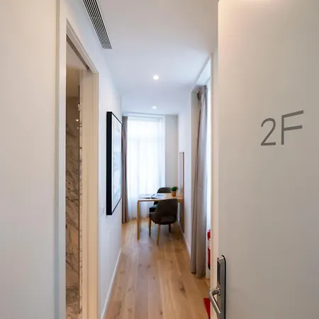 Lavandeira * Porto